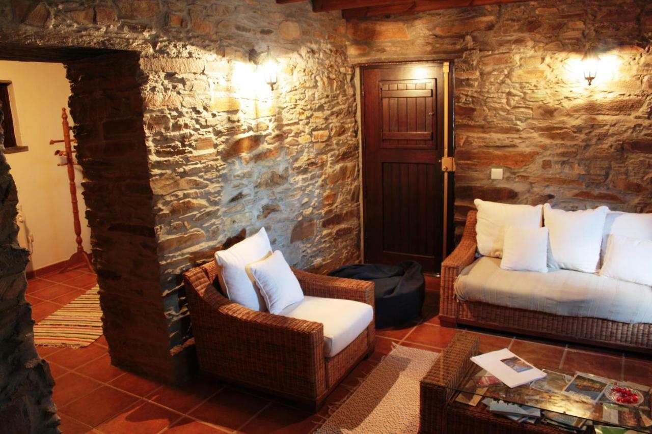 Casas De Pedra Hotel Proenca-a-Nova Bagian luar foto