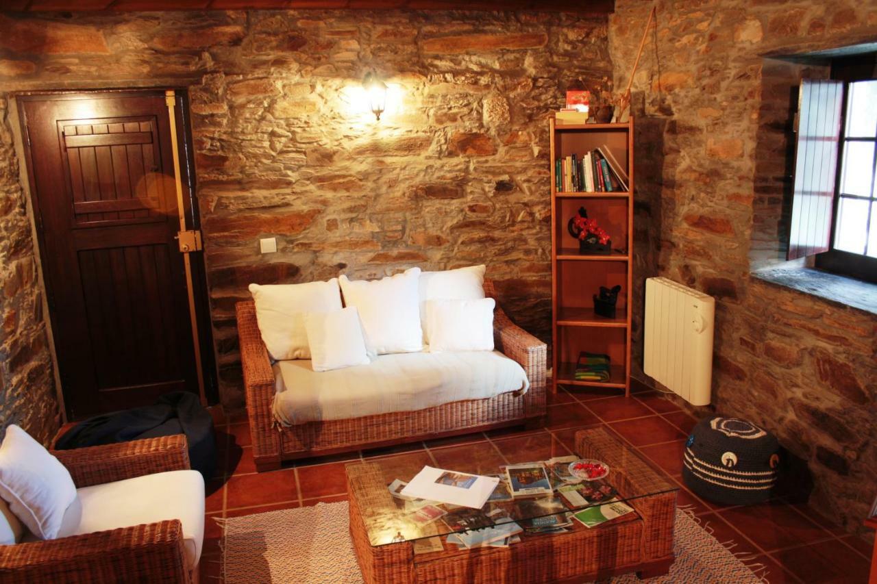 Casas De Pedra Hotel Proenca-a-Nova Bagian luar foto