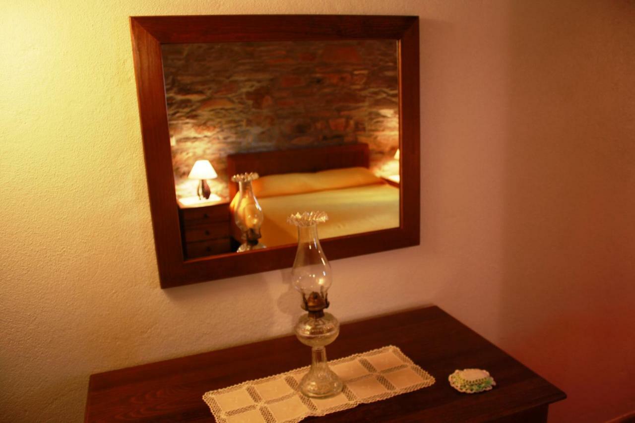 Casas De Pedra Hotel Proenca-a-Nova Bagian luar foto