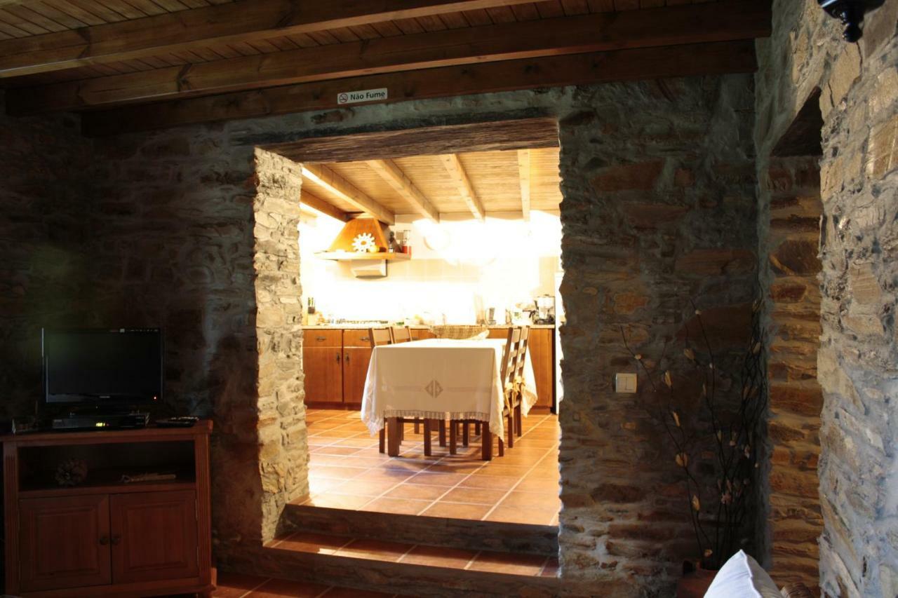 Casas De Pedra Hotel Proenca-a-Nova Bagian luar foto