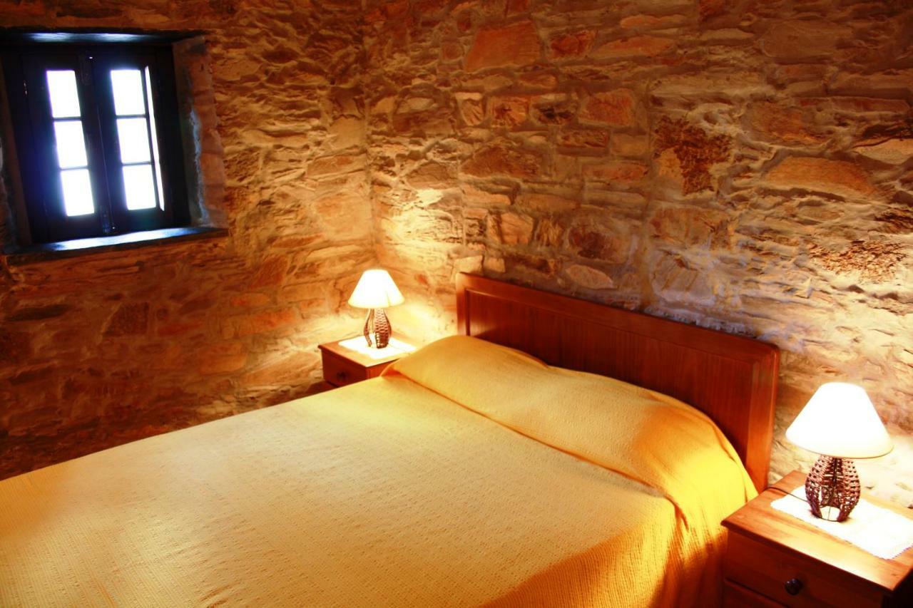Casas De Pedra Hotel Proenca-a-Nova Bagian luar foto